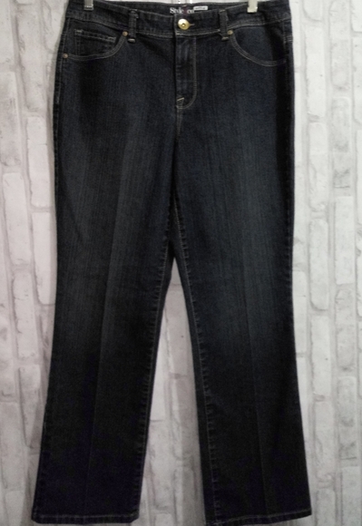 Style & Jean Co womans straight leg blue j… - Picture 2 of 6